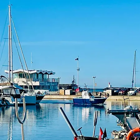 Appartement Cap D'agde Studio Vue Et Acces Mer Parking Calme